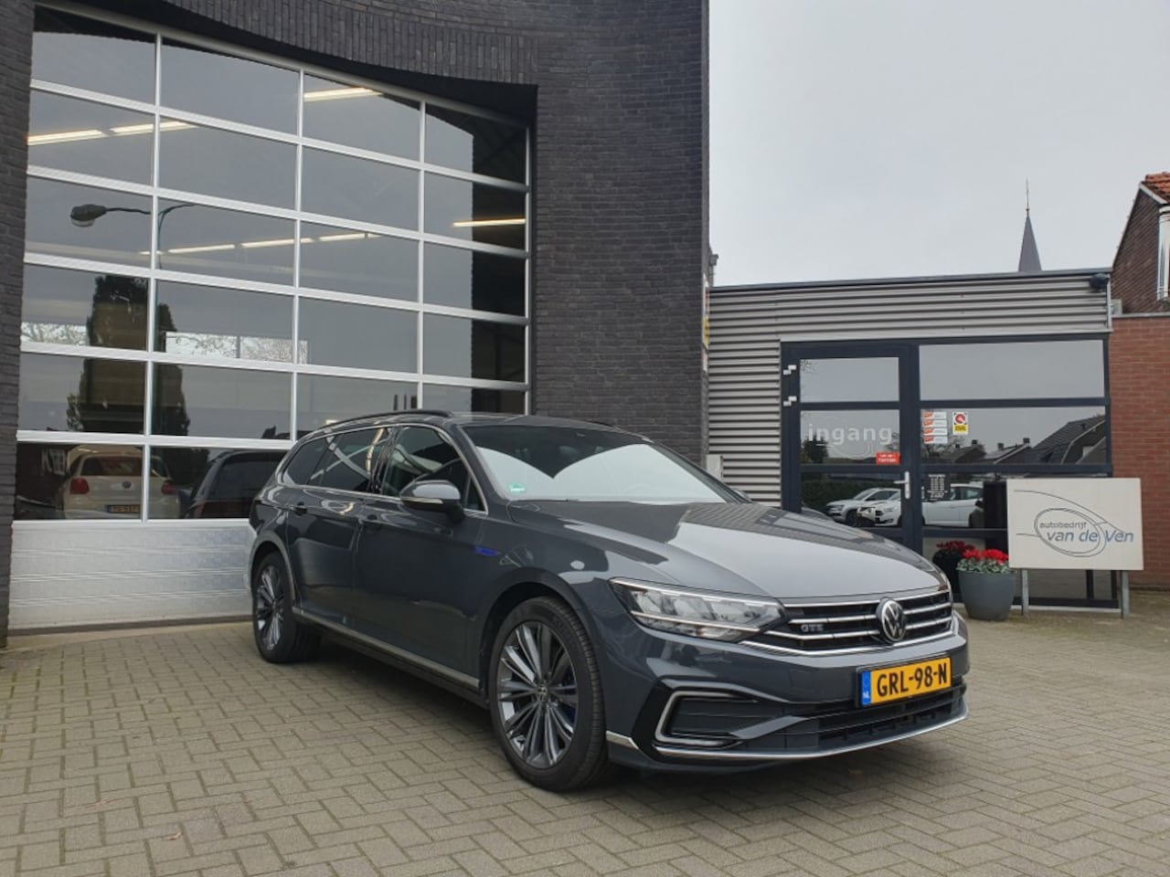 Volkswagen Passat Variant - 1.4 TSI PHEV GTE Business premium, app connect, massagestoel, zwenkbare trekhaak, LED, ACC - AutoWereld.nl