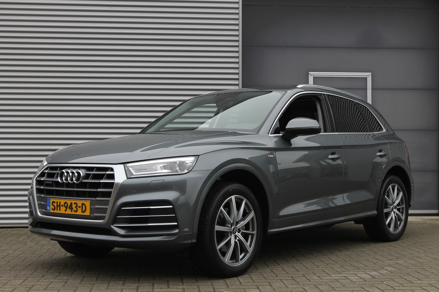 Audi Q5 - 2.0 TFSI quattro I AUT. I S-LINE I PANO.DAK I NAVI - AutoWereld.nl