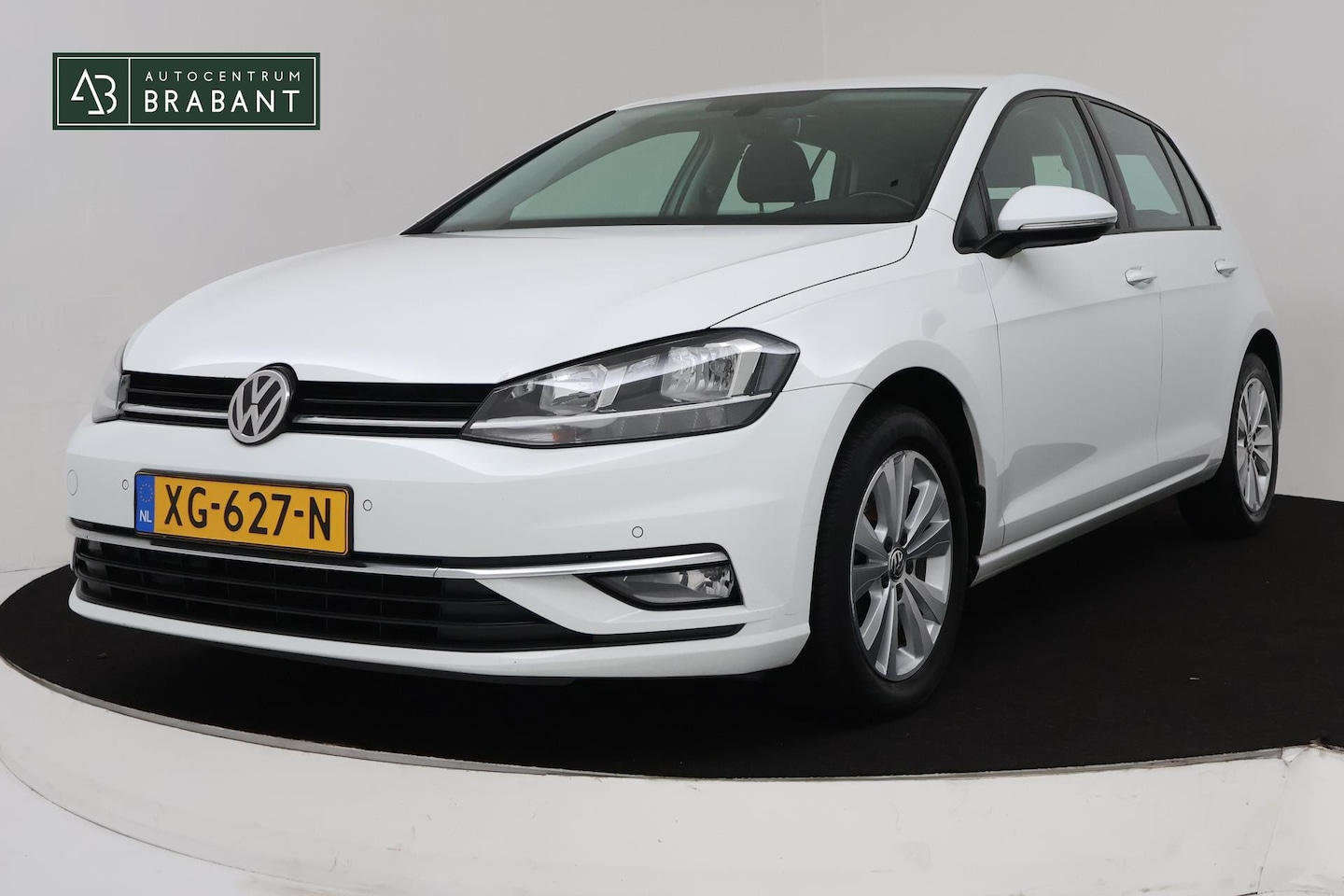 Volkswagen Golf - 1.0 TSI Comfortline Business (NAVIGATIE, STOELVERWARMING, CARPLAY, ADAPTIVE, NL-AUTO, GOED - AutoWereld.nl