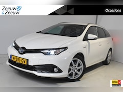 Toyota Auris Touring Sports - 1.8 Hybrid Dynamic | Achteruitrijcamera | Parkeersensoren | Trekhaak | Stoelverwarming | N