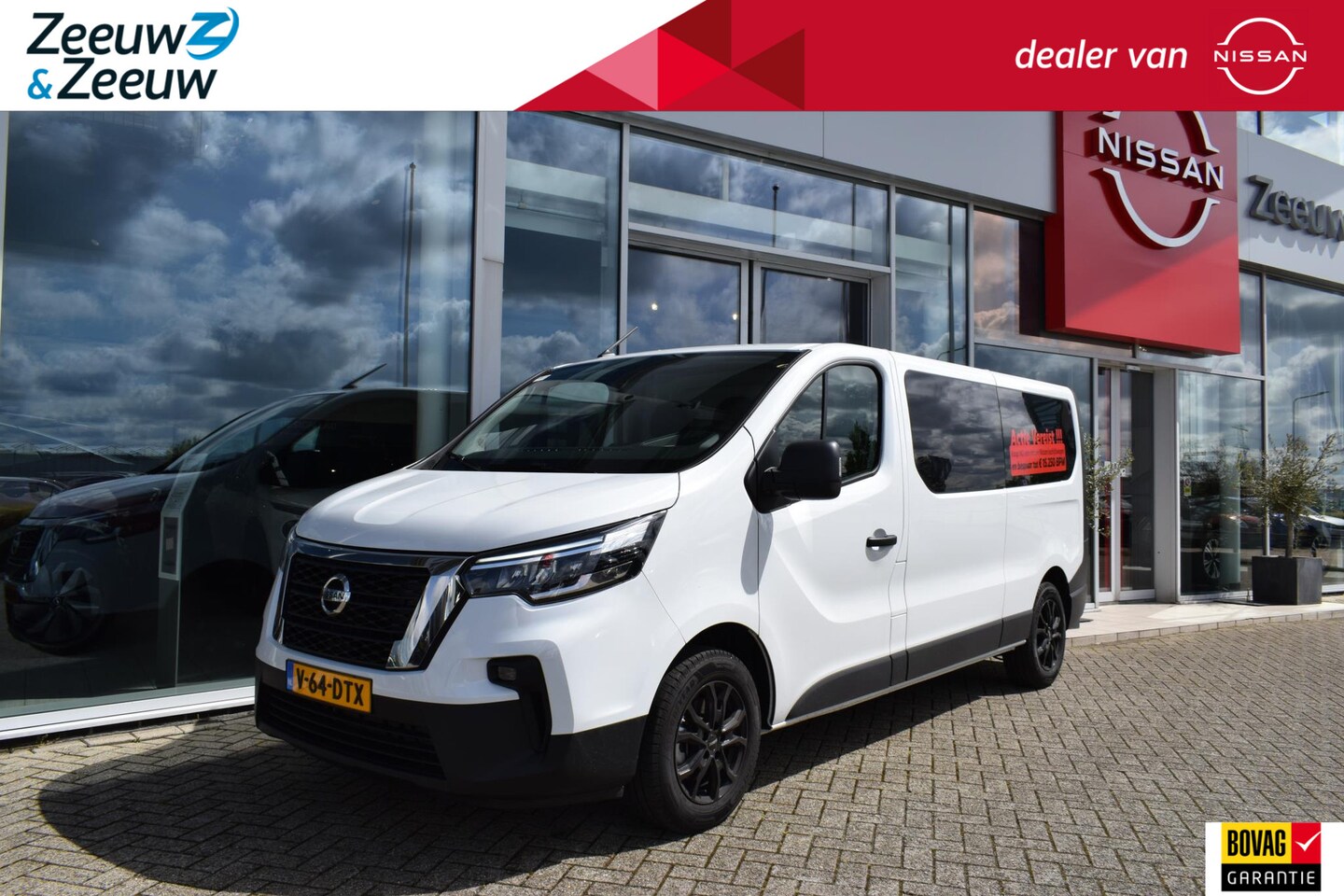 Nissan Primastar - 2.0 dCi L2H1 Acenta UNIEKE BUS| GLASSLOOK PANELEN| LAT OM LAT EN LAADVLOER|LED LAMP LAADRU - AutoWereld.nl