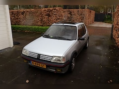 Peugeot 205 - 1.9 GTI GTI