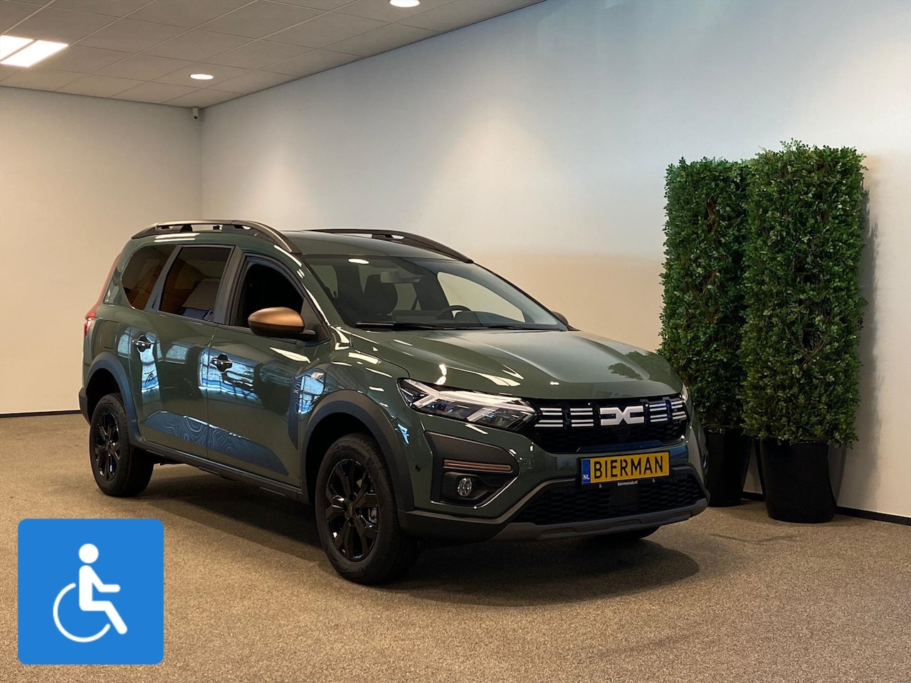 Dacia Jogger - Rolstoelauto (airco) 5+1 - AutoWereld.nl