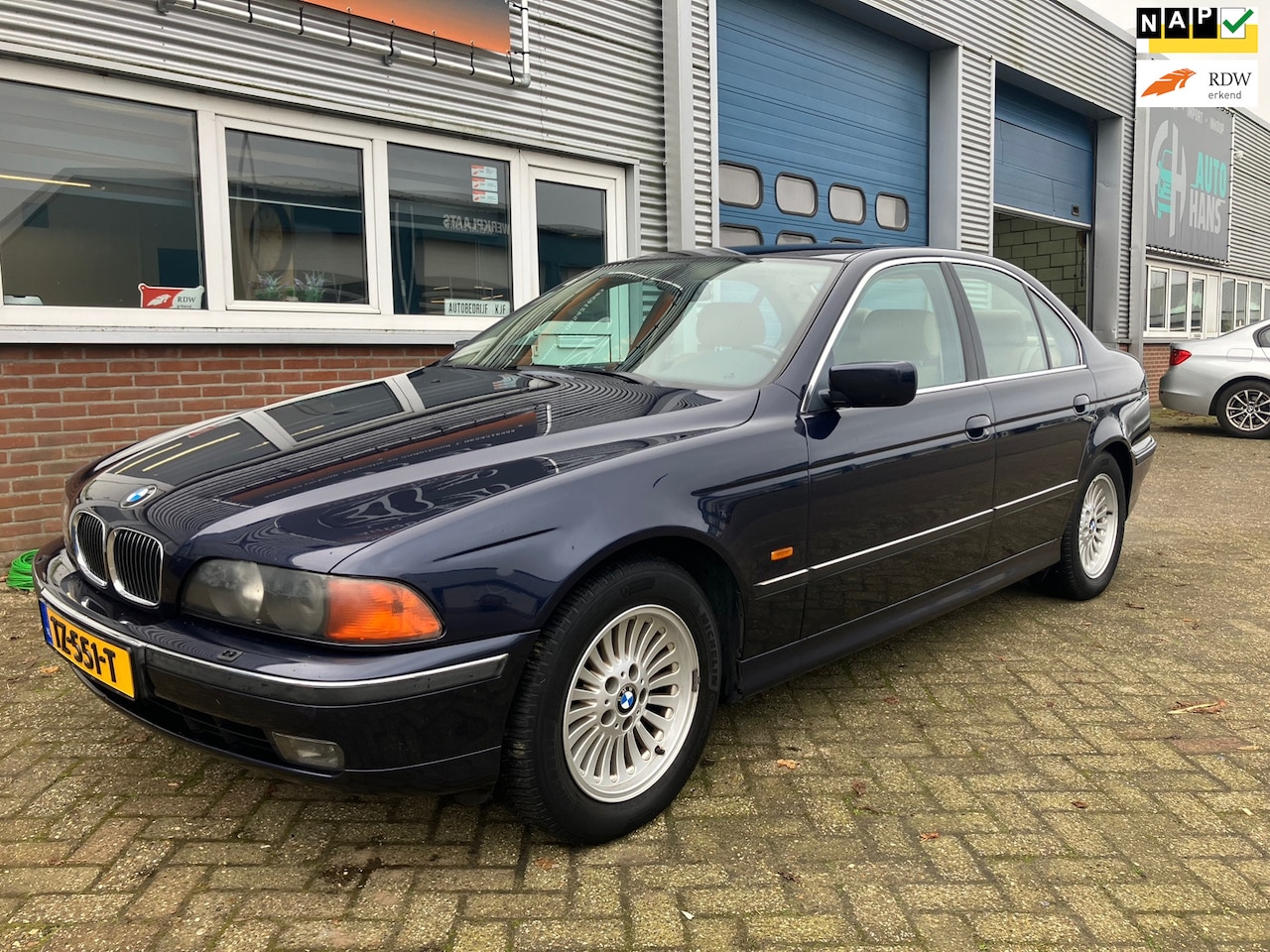 BMW 5-serie - 535i V8 - AutoWereld.nl