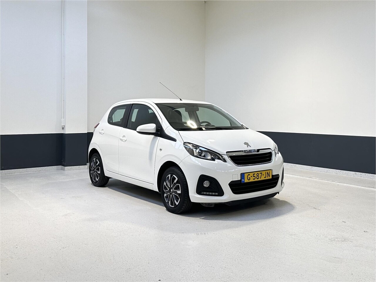 Peugeot 108 - 1.0 e-VTi Active | NL | LED | 5-DRS | Bluetooth | Airco | CV | - AutoWereld.nl