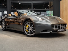 Ferrari California - V8 Cabrio 4.3 V8 Carbon Full Leather