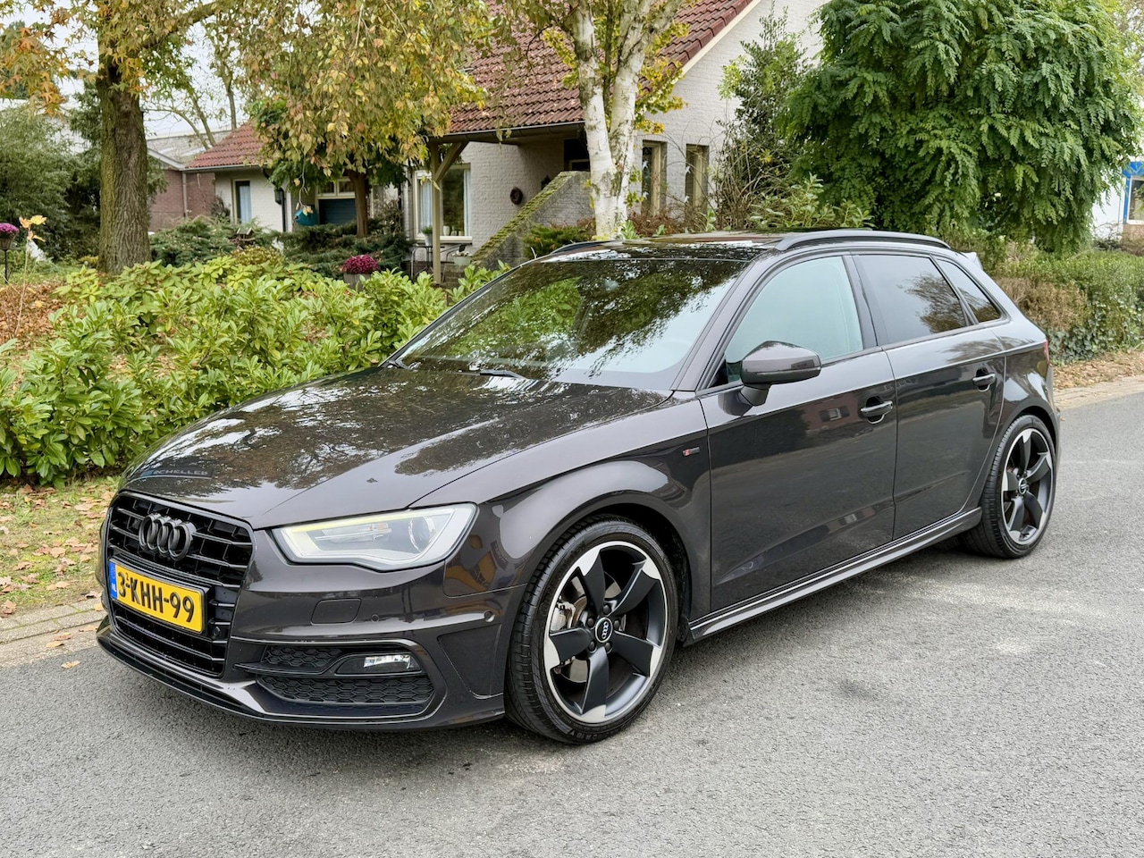 Audi A3 Sportback - 1.8 TFSI 3x S-Line 180PK Automaat•S3•Pano•NAP - AutoWereld.nl