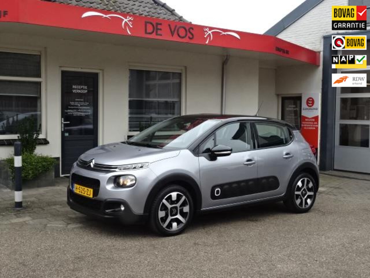 Citroën C3 - 1.2 PureTech Shine 1.2 PureTech Shine - AutoWereld.nl