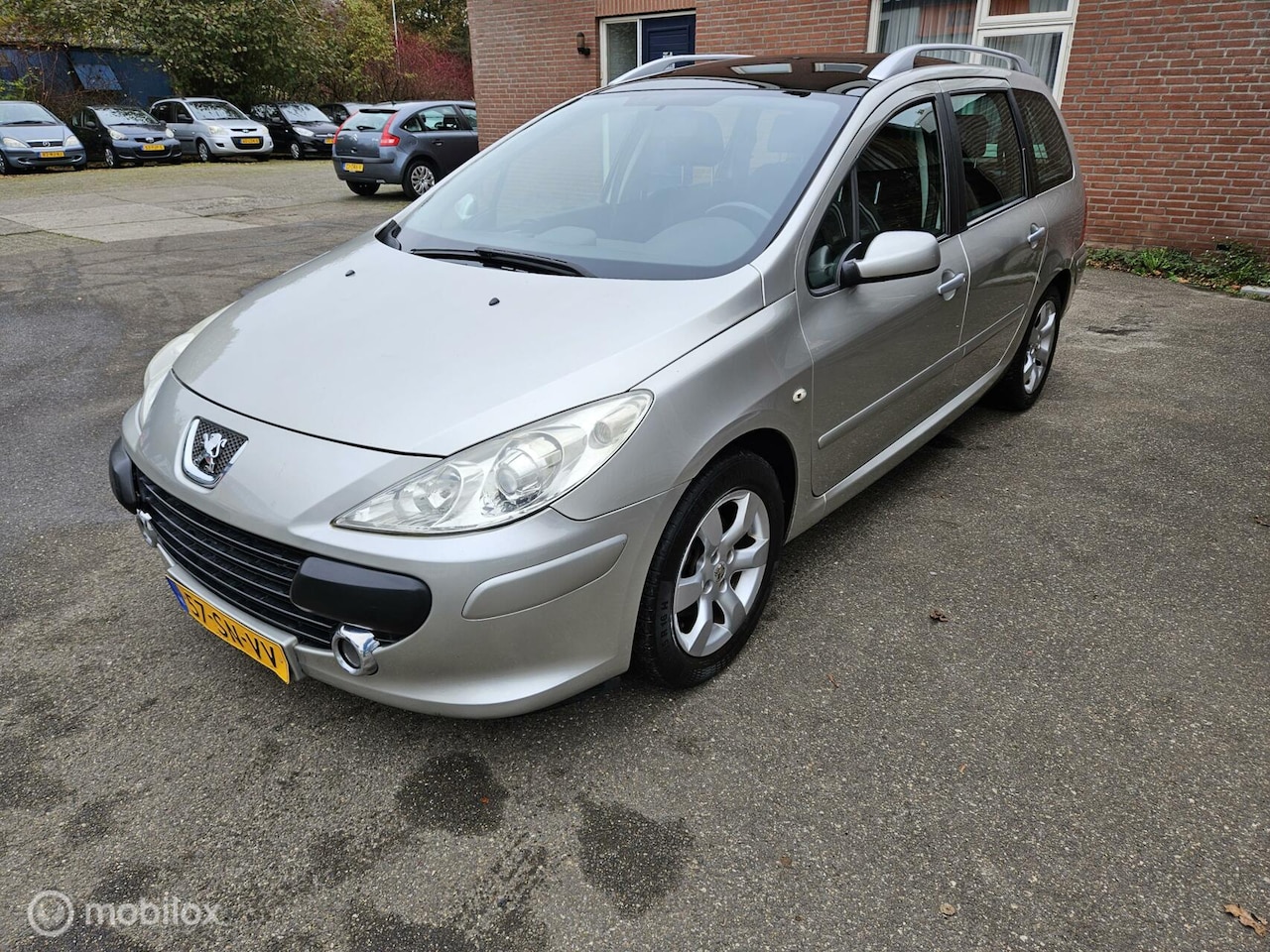 Peugeot 307 SW - 2.0-16V Premium 2.0-16V Premium - AutoWereld.nl