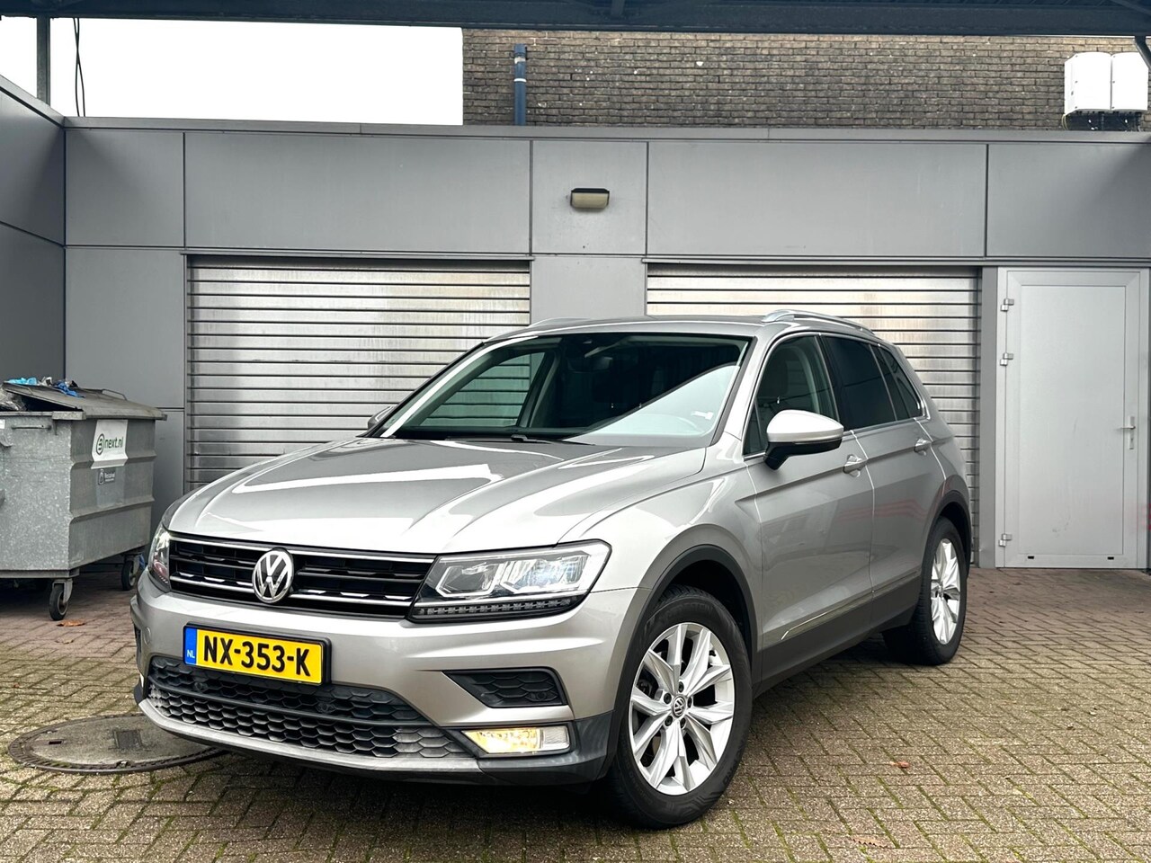 Volkswagen Tiguan - 1.4 TSI ACT Connected Series Automaat/Trekhaak - AutoWereld.nl