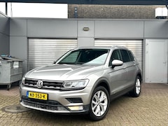 Volkswagen Tiguan - 1.4 TSI ACT Connected Series Automaat/Trekhaak