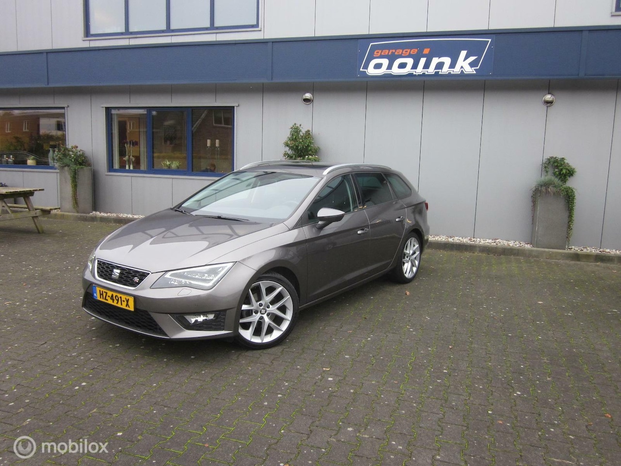 Seat Leon ST - 1.4 EcoTSI FR Connect DSG - AutoWereld.nl