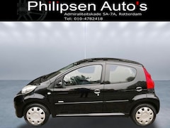 Peugeot 107 - 1.0-12V Millesim 200