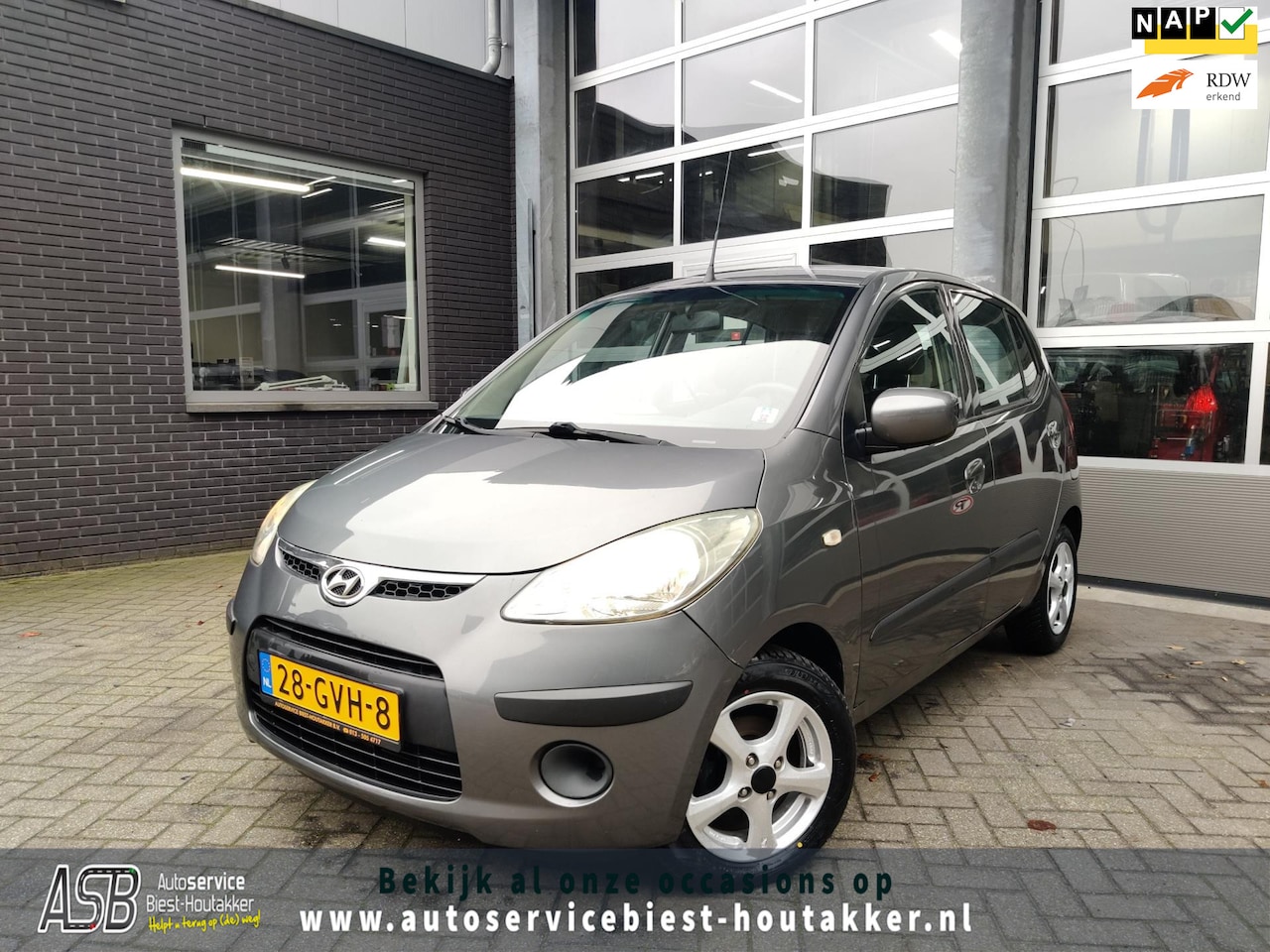 Hyundai i10 - 1.1 Dynamic Cool AUTOMAAT | 5-deurs| Airco | 14" LMV | Carplay opbouw mogelijk - AutoWereld.nl