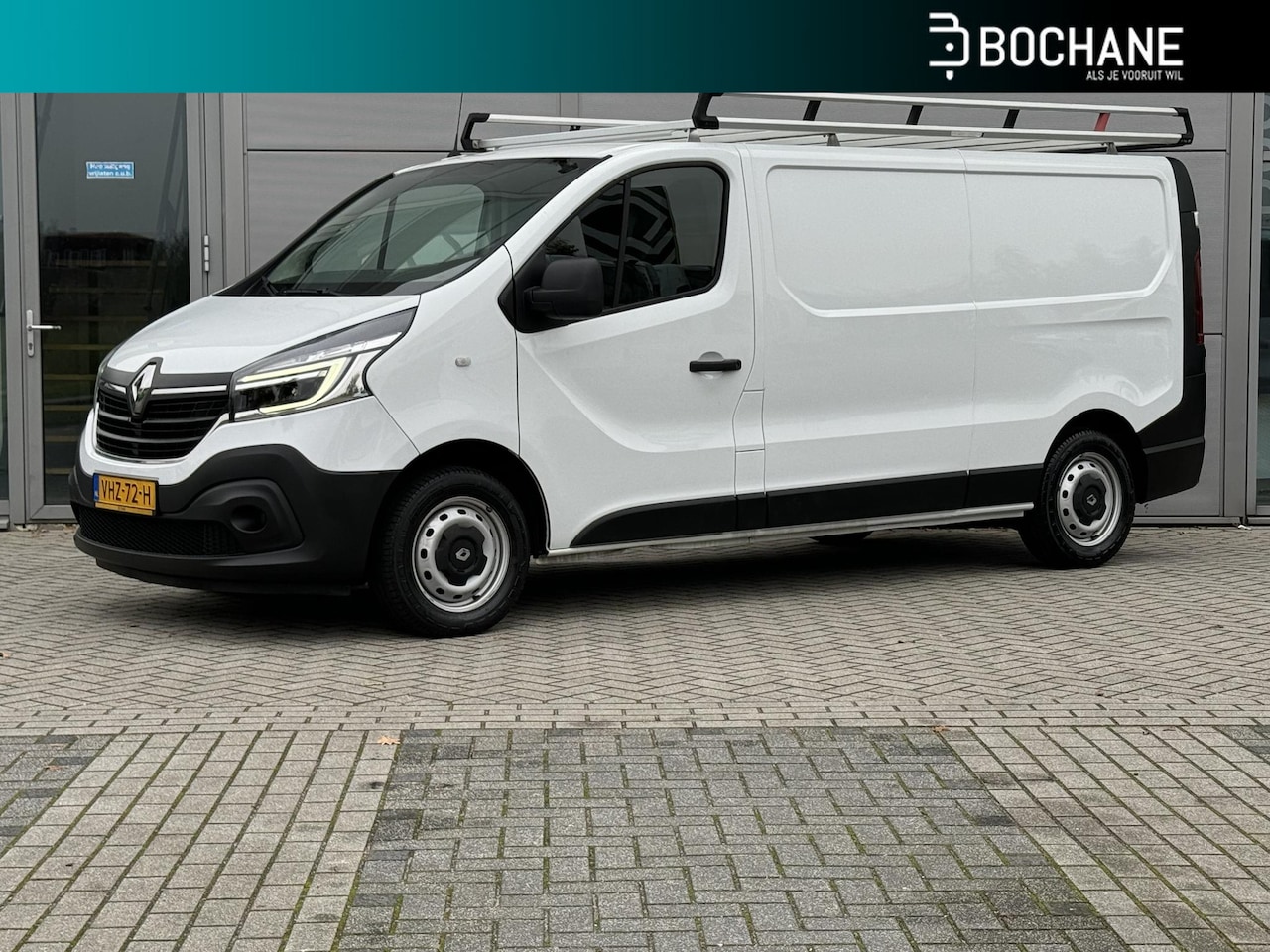 Renault Trafic - 2.0 dCi 120 T29 L2H1 Comfort | AIRCO | NAVIGATIE | PARKEER SENSOREN | Q-TECH IMPERIAAL | N - AutoWereld.nl