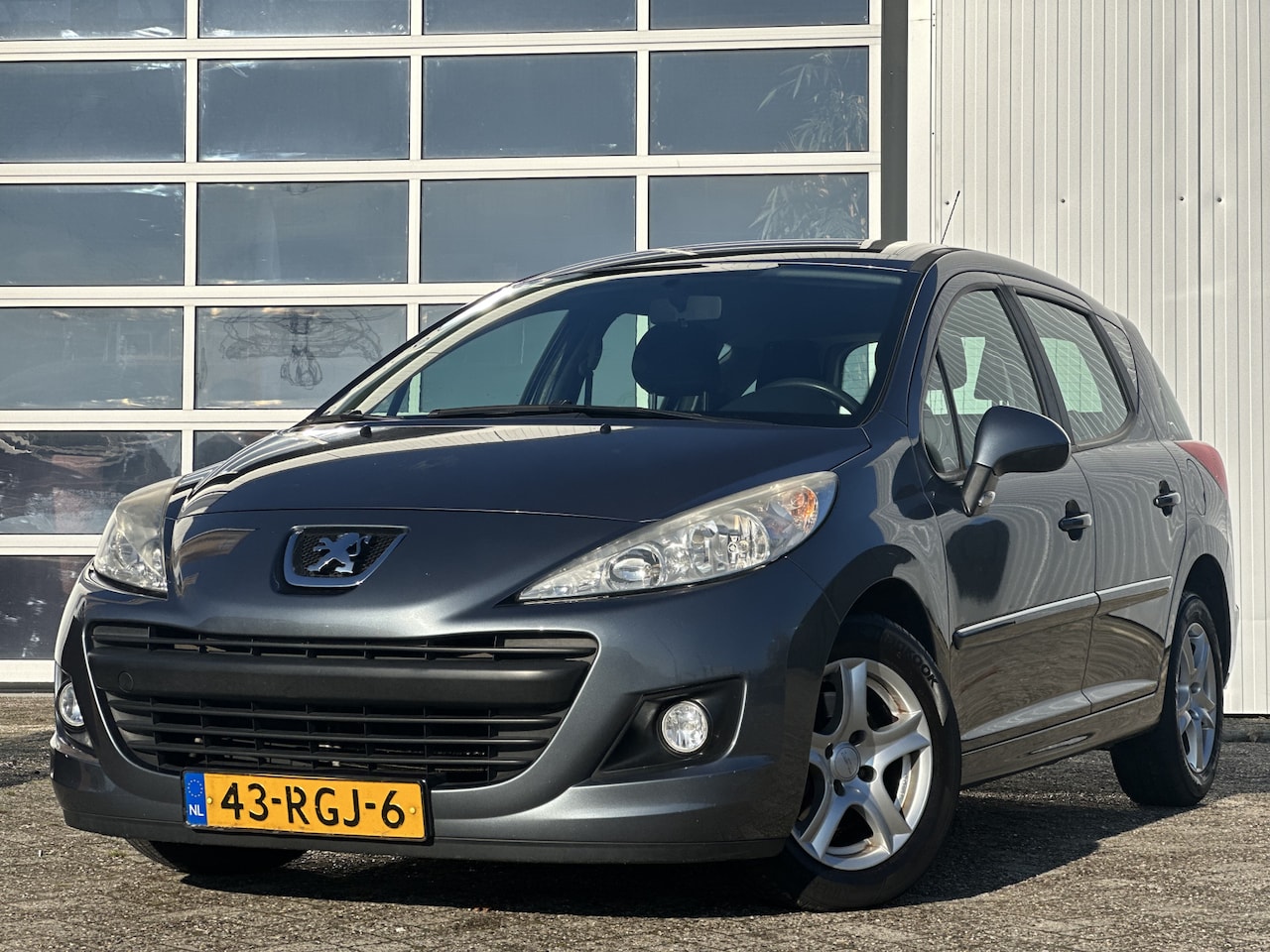 Peugeot 207 SW - 1.4 VTi Blue Lease | Airco | Cruise Control | Lichtmetalen velgen | USB | Zeer nette auto! - AutoWereld.nl