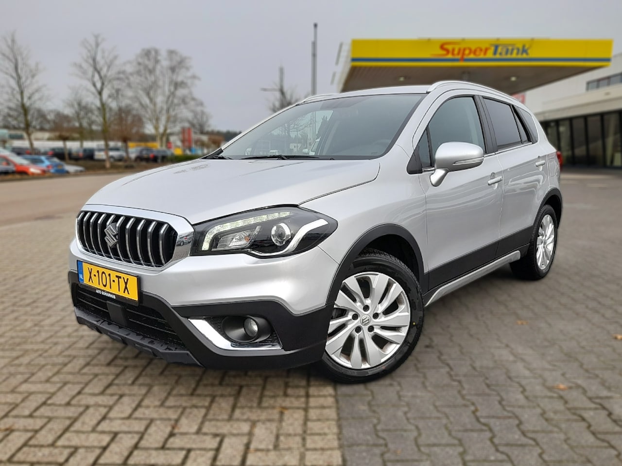 Suzuki S-Cross - 1.0 BOOSTERJET SELECT A/T CRUISE KEYLESS NAVI ALL GRIP - AutoWereld.nl