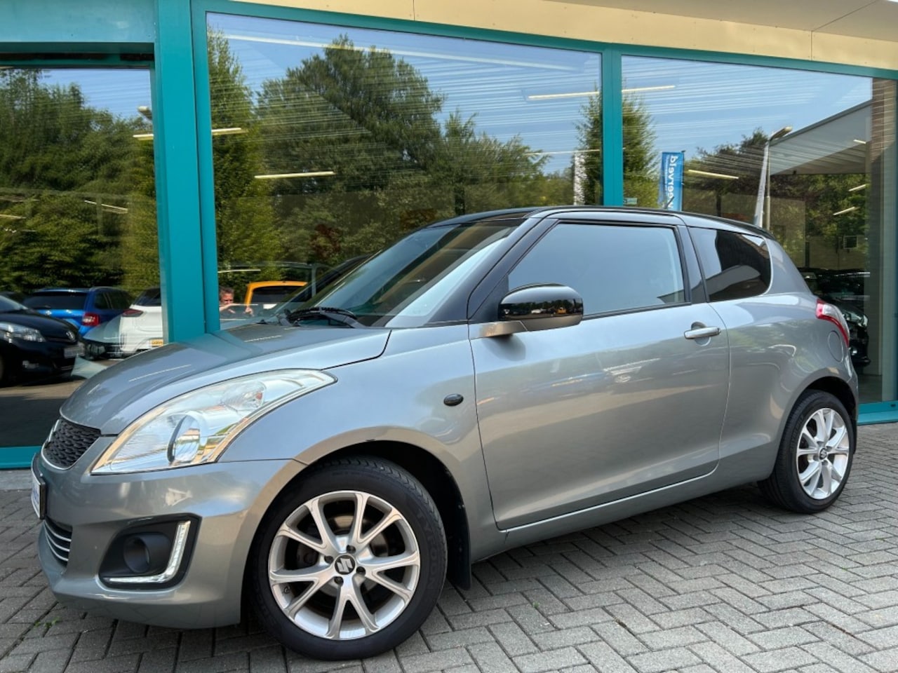 Suzuki Swift - 1.2i 90pk SPORT  Airco, Cruise, LED, TrHaak, 16inch, - AutoWereld.nl