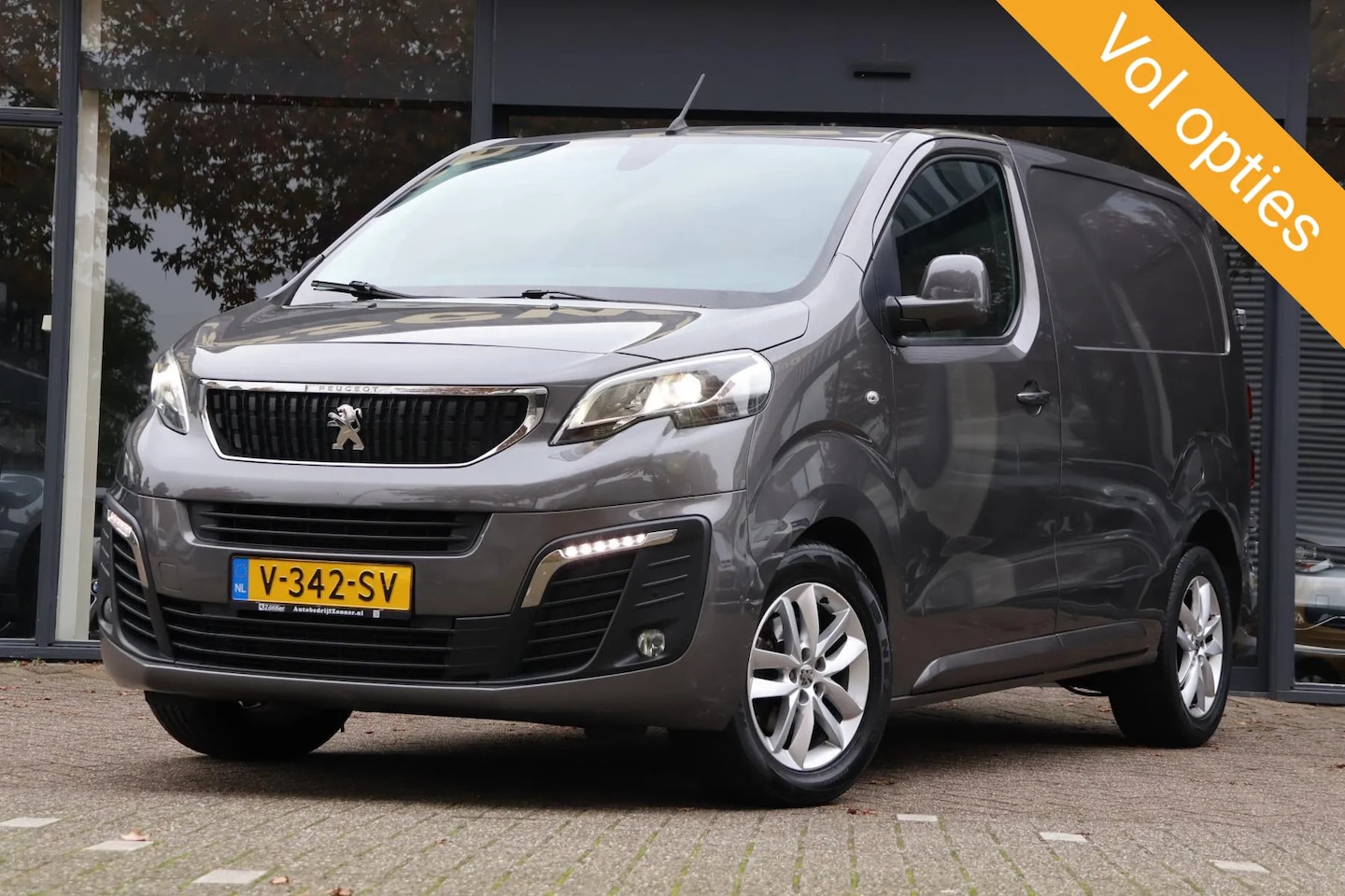 Peugeot Expert - 231C 2.0 BlueHDI 120 Premium Pack 231C 2.0 BlueHDI 120 Premium Pack - AutoWereld.nl