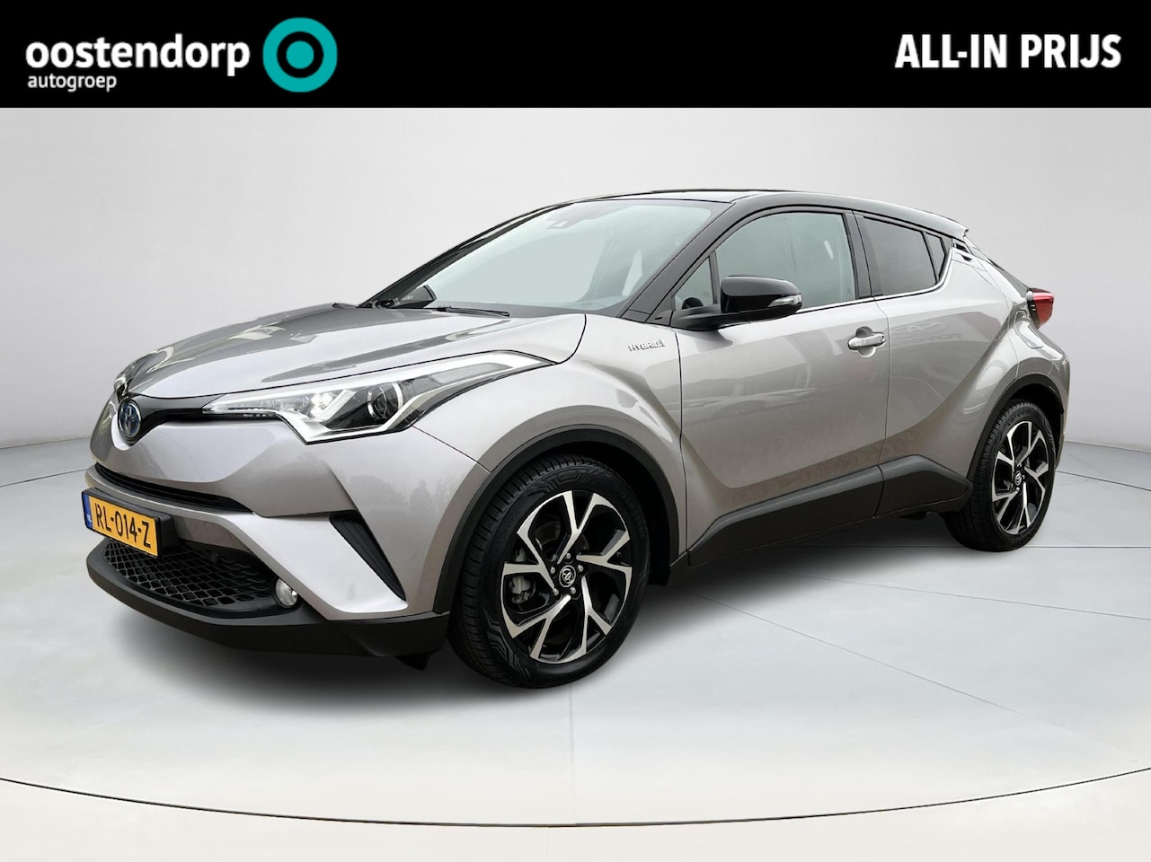 Toyota C-HR - 1.8 Hybrid Bi-Tone | Navigatie | 18 inch LM-velgen | Bluetooth | Parkeercamera | - AutoWereld.nl