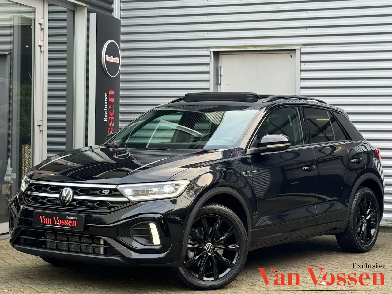 Volkswagen T-Roc - 2.0 TSI 4Motion 3xR-line|Pano|Navi|Camera|Carplay|Virtual Cockpit|DAB+|Offroad - AutoWereld.nl