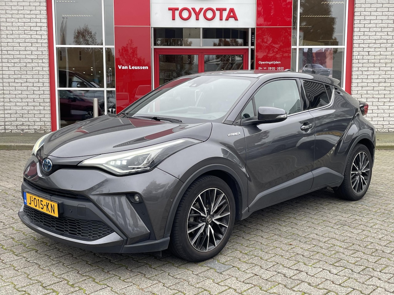 Toyota C-HR - 2.0 Hybrid Executive 2.0 HYBRID EXECUTIVE - AutoWereld.nl