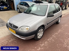 Citroën Saxo - 1.1i Asics 2001 stuurbekrachtiging 108.809km NAP Leuke auto met alle boekjes. Distributier