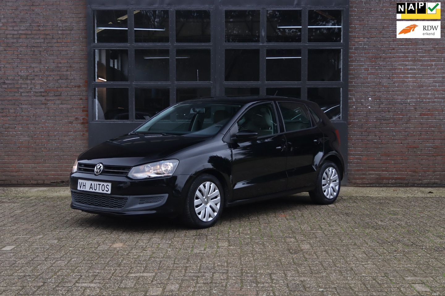 Volkswagen Polo - 1.2-12V Comfortline 5drs Airco-NAP APK 06/25 - AutoWereld.nl