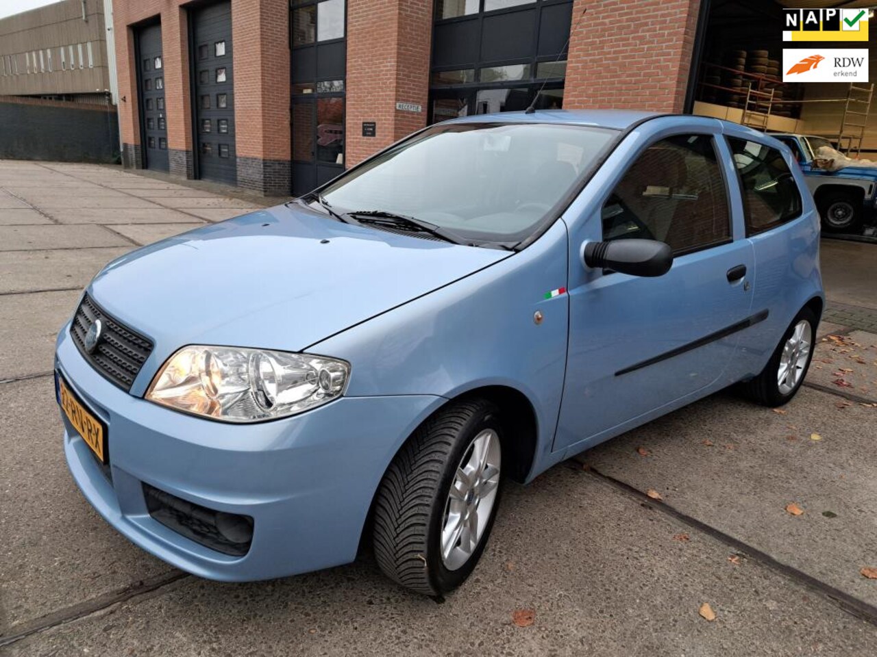 Fiat Punto - 1.2-16V SPORTSOUND EEN TOPPERTJE IN NIEUWSTAAT - AutoWereld.nl