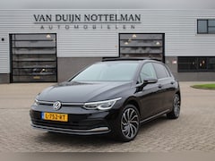 Volkswagen Golf - 1.5 eTSI Style / Panoramadak / HUD / Carplay / Keyless