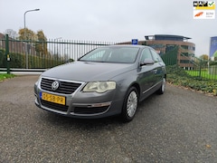 Volkswagen Passat - 1.9 TDI Comfortline Airco Nap