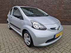 Toyota Aygo - 1.0-12V APK 07-2025 nette auto NAP carkit 2 sleutels