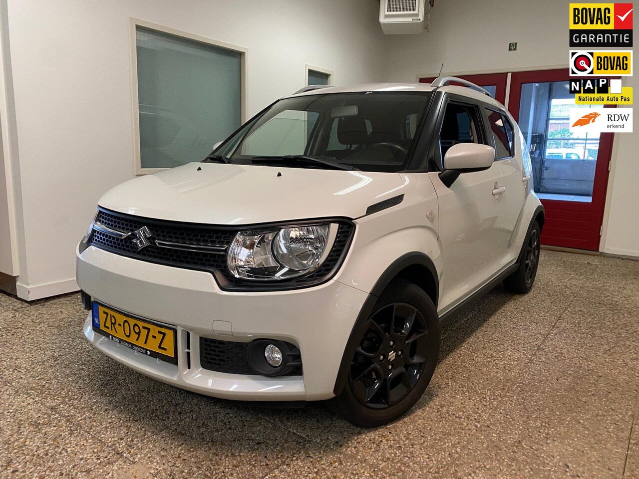 Suzuki Ignis - 1.2 Select Airco 5-drs| Navi | NL auto - AutoWereld.nl