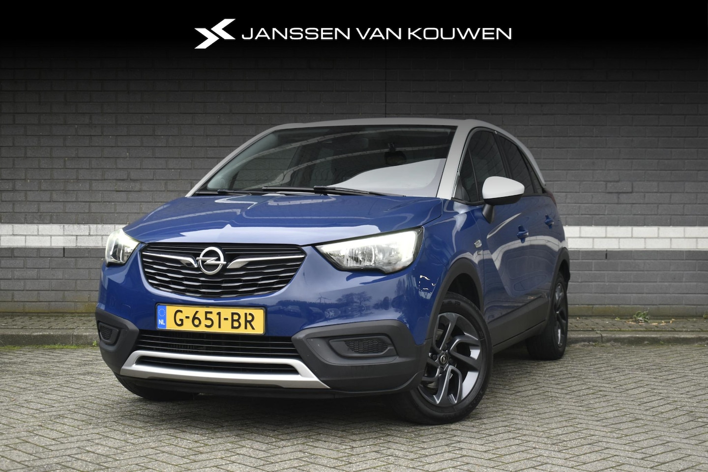 Opel Crossland X - 1.2 Turbo 120 Jaar Edition / Airco / Afneembare Trekhaak / Apple Carplay + Android Auto - AutoWereld.nl