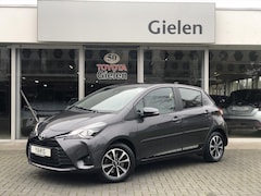 Toyota Yaris - 1.5 VVT-i Aspiration Plus | Lichtmetalen velgen, Safety sense, Parkeercamera, Cruise contr