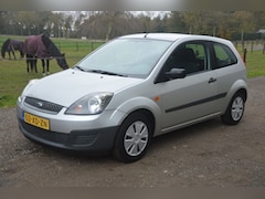 Ford Fiesta - 1.3-8V Cool & Sound Airco 134.000 km