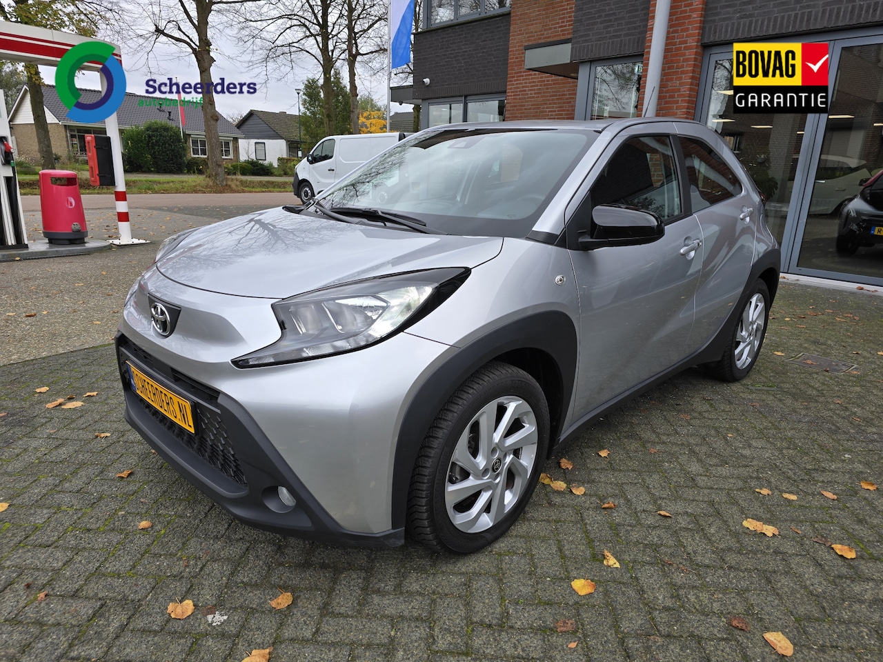 Toyota Aygo X - 1.0 VVT-i S-CVT first 1.0 VVT-i S-CVT first,Camera,Climatronic,1 jaar garantie - AutoWereld.nl