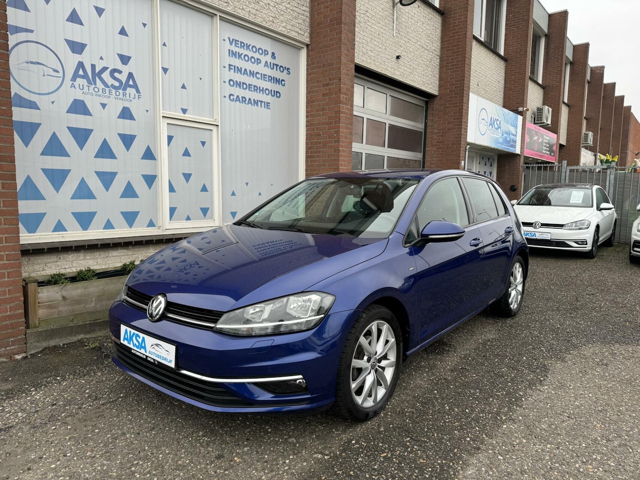 Volkswagen Golf - 1.0 TSI 110pk Join DSG/ACC/CarPlay/ElektrischeTrekhaak/Stlvw/Garantie/ - AutoWereld.nl