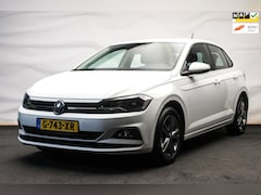 Volkswagen Polo - 1.0 TSI Businessline Sport [ Virtual Cockpit Adaptive Cruise Control R Line Velgen Parkeer