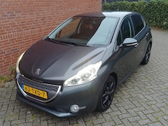 Peugeot 208 - 1.6 VTi Allure