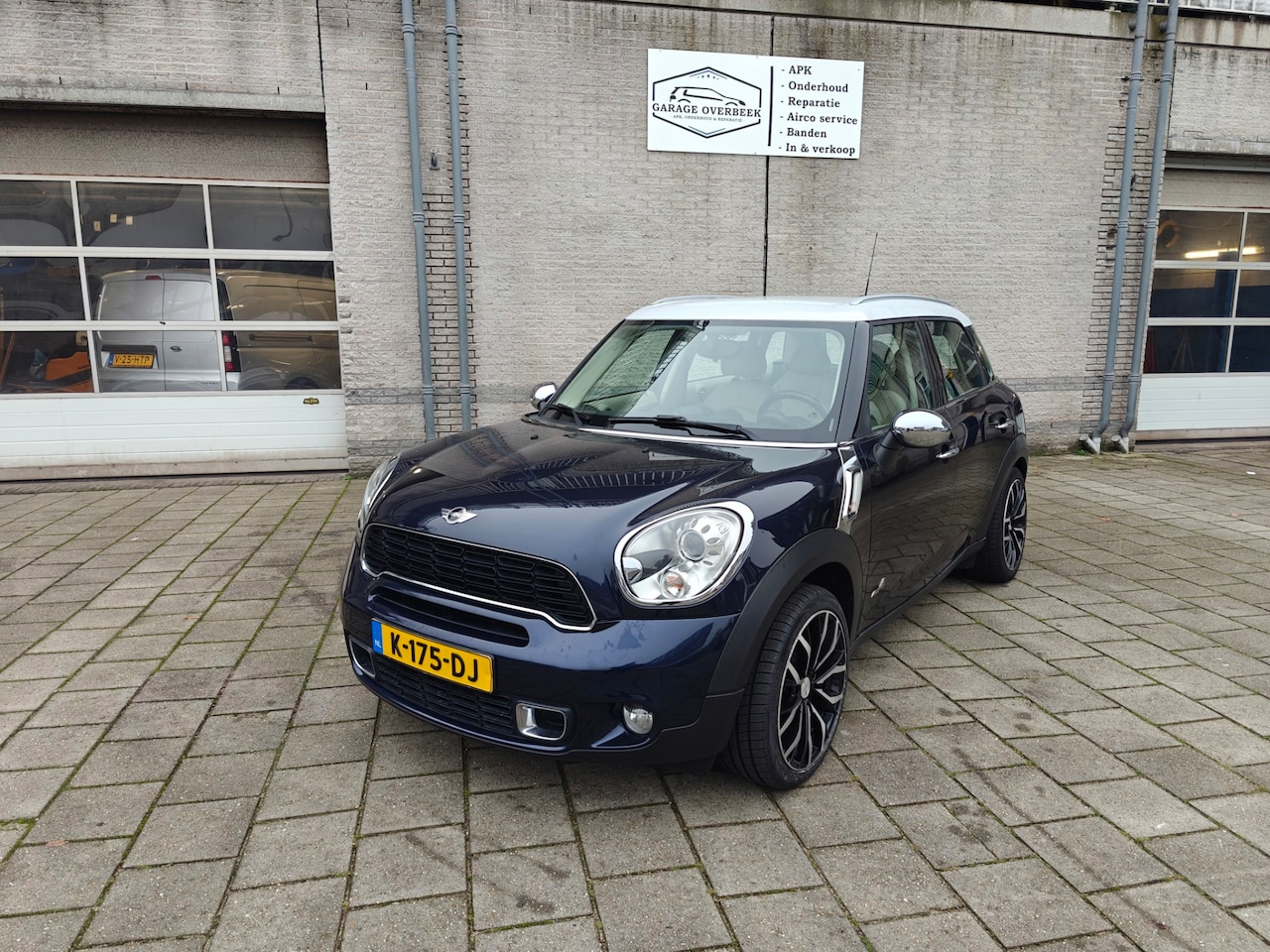 MINI Countryman - 1.6 Cooper S ALL4 Chili LEER/NAVI/CRUISE/AUT - AutoWereld.nl