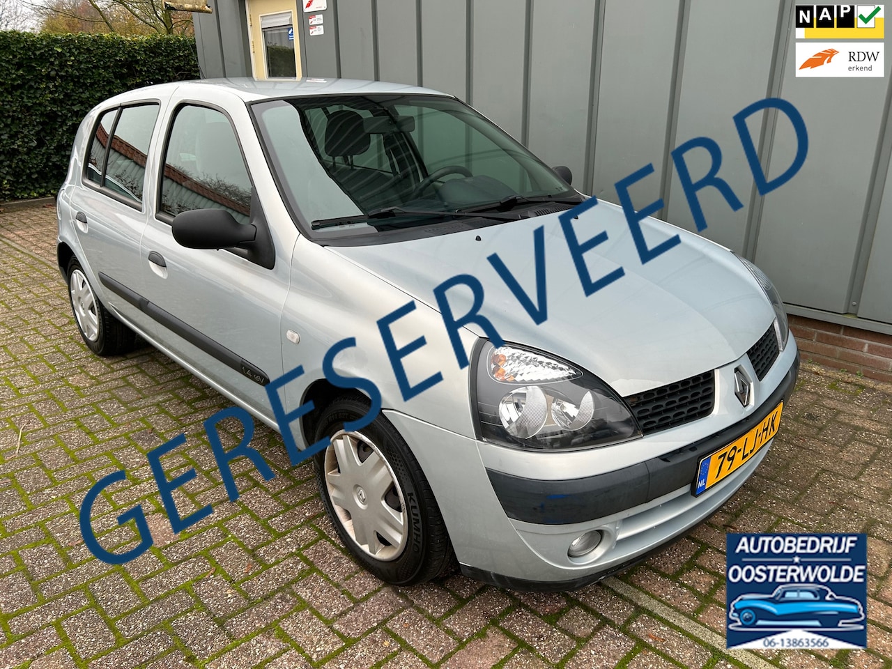 Renault Clio - 1.4-16V Expression AUTOMAAT//5DRS//CRUISE//NAP - AutoWereld.nl