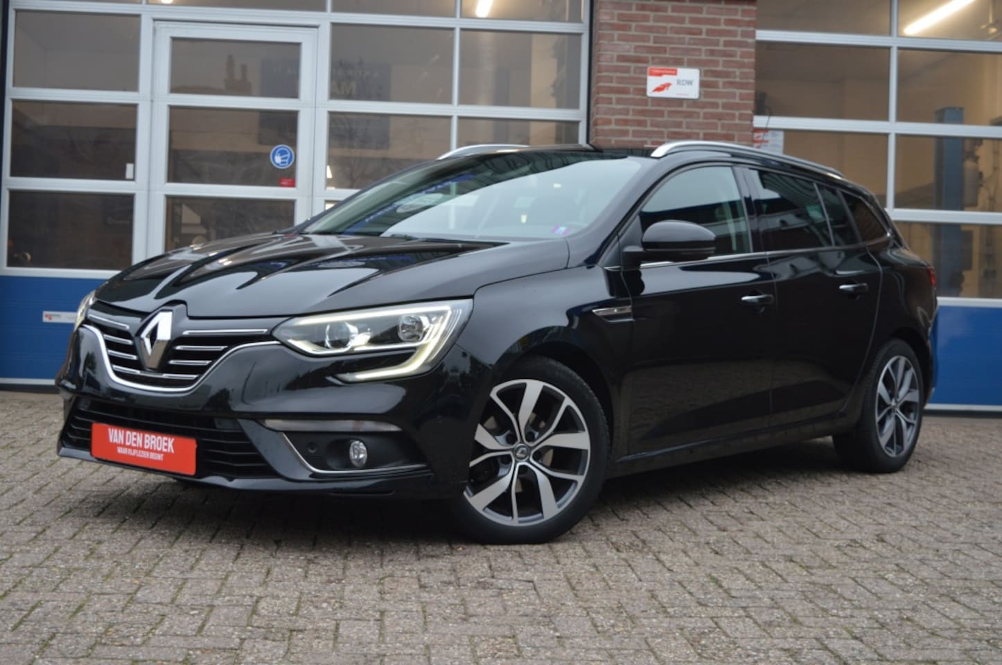 Renault Mégane Estate - 1.2 TCe Bose | NAVI - CAMERA - TRK.HAAK - AutoWereld.nl