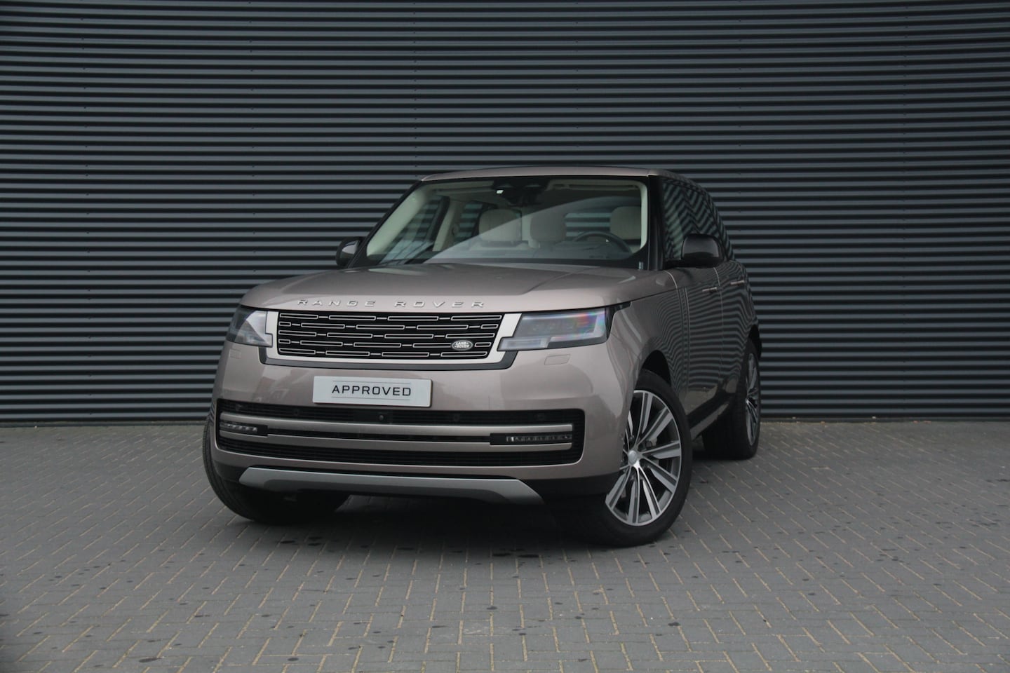 Land Rover Range Rover - 3.0 P510e HSE PHEV | BTW< NL-auto - AutoWereld.nl