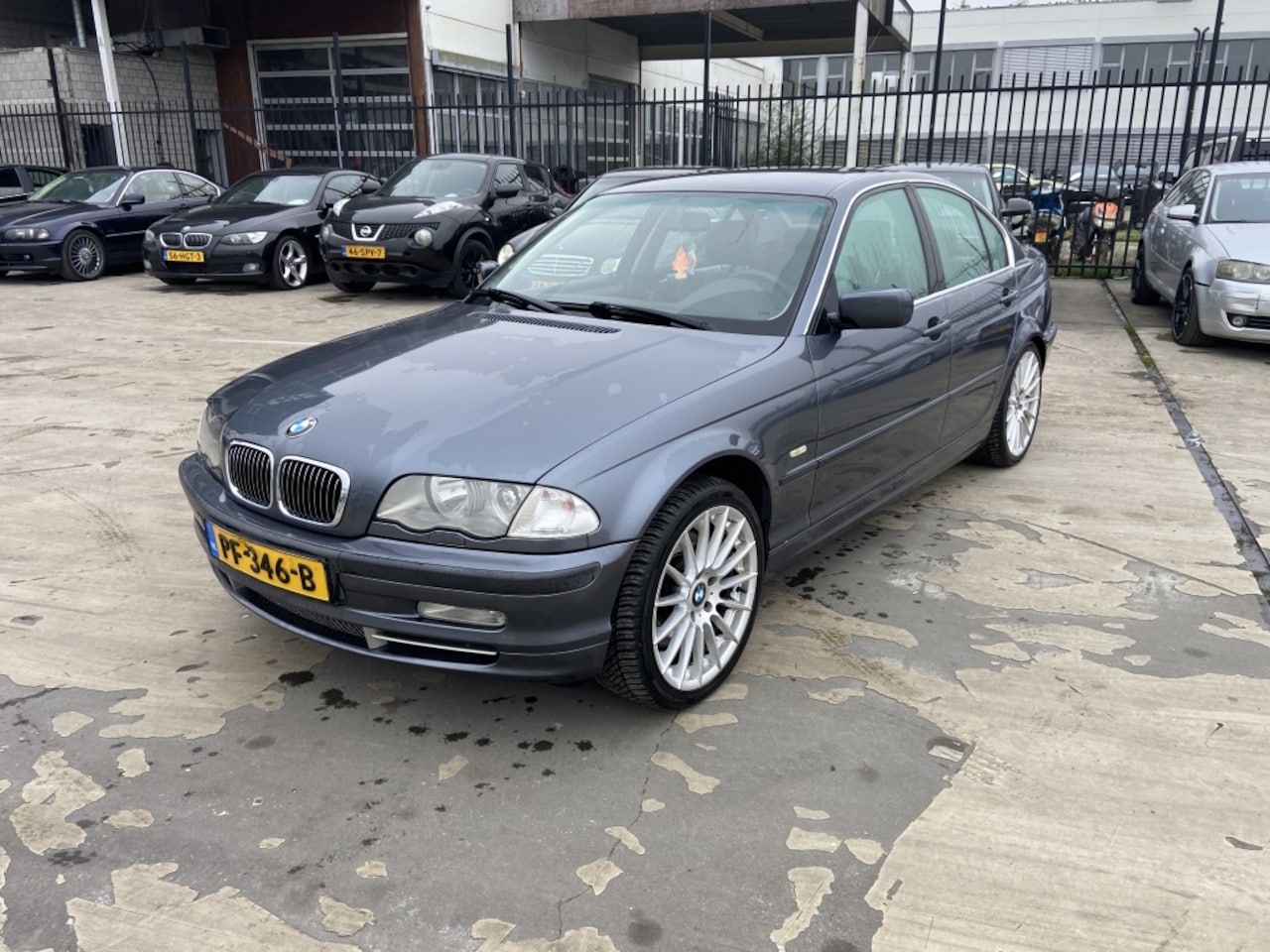 BMW 3-serie - 330xi 330xi - AutoWereld.nl