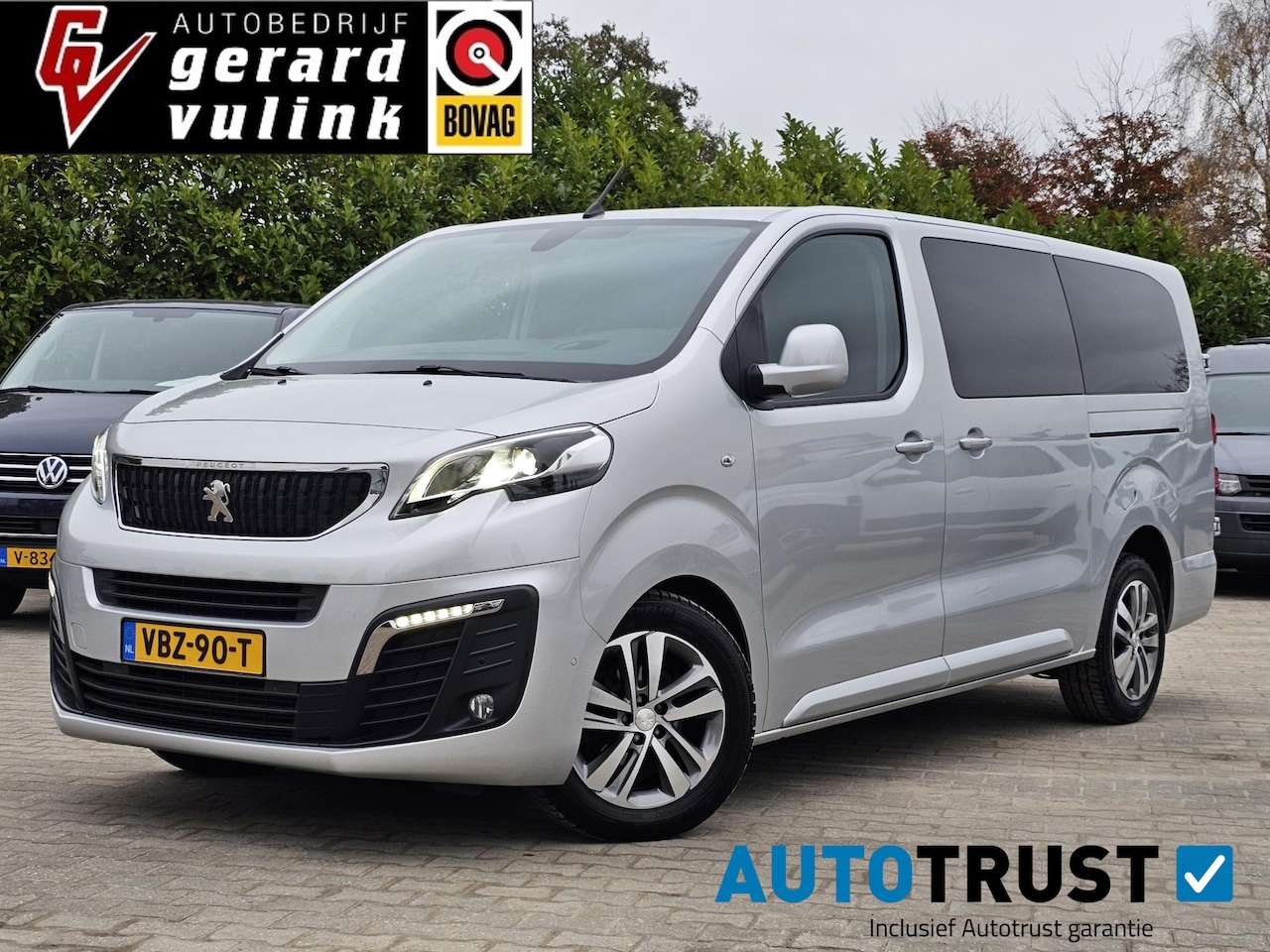 Peugeot Expert - 2.0 BlueHDI 180 AUTOM 5-PERS DC Premium Pack - AutoWereld.nl