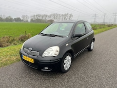 Toyota Yaris - 1.3 VVT-i S-Line AIRCO / NIEUWE APK / NAP !