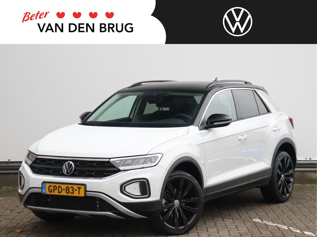 Volkswagen T-Roc - 1.5 TSI Life Edition 150pk Automaat | Navigatie | Keyless | Camera | Stoelverwarming | - AutoWereld.nl