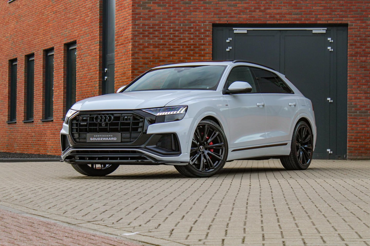 Audi Q8 - 55 TFSI e quattro S-Line | B&O Advanced | Pano | Softclose | Massage - AutoWereld.nl