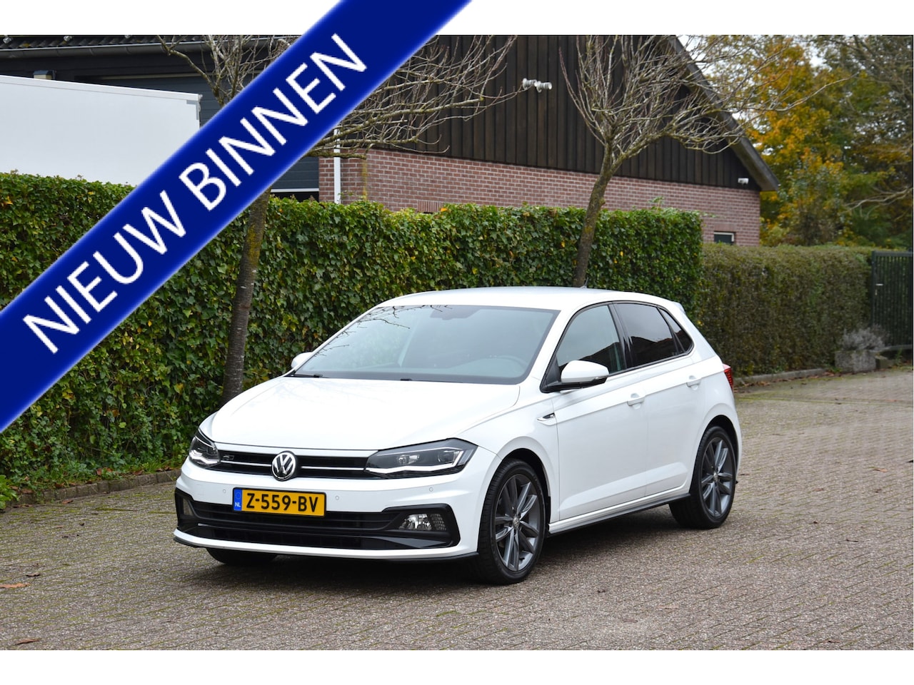 Volkswagen Polo - 96 PK TSI R-Line Highline PDC ECC ACC stoelverw. Nieuwstaat! - AutoWereld.nl